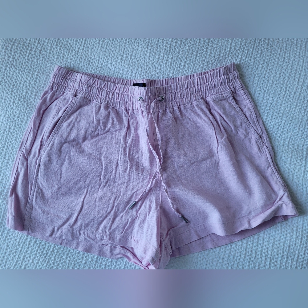 Gap shorts